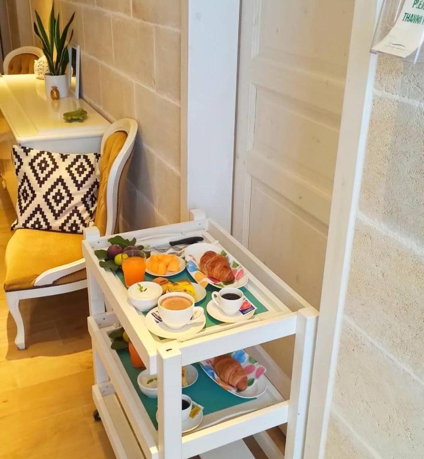B&B Suites Via Del Mare Пресиче Екстериор снимка