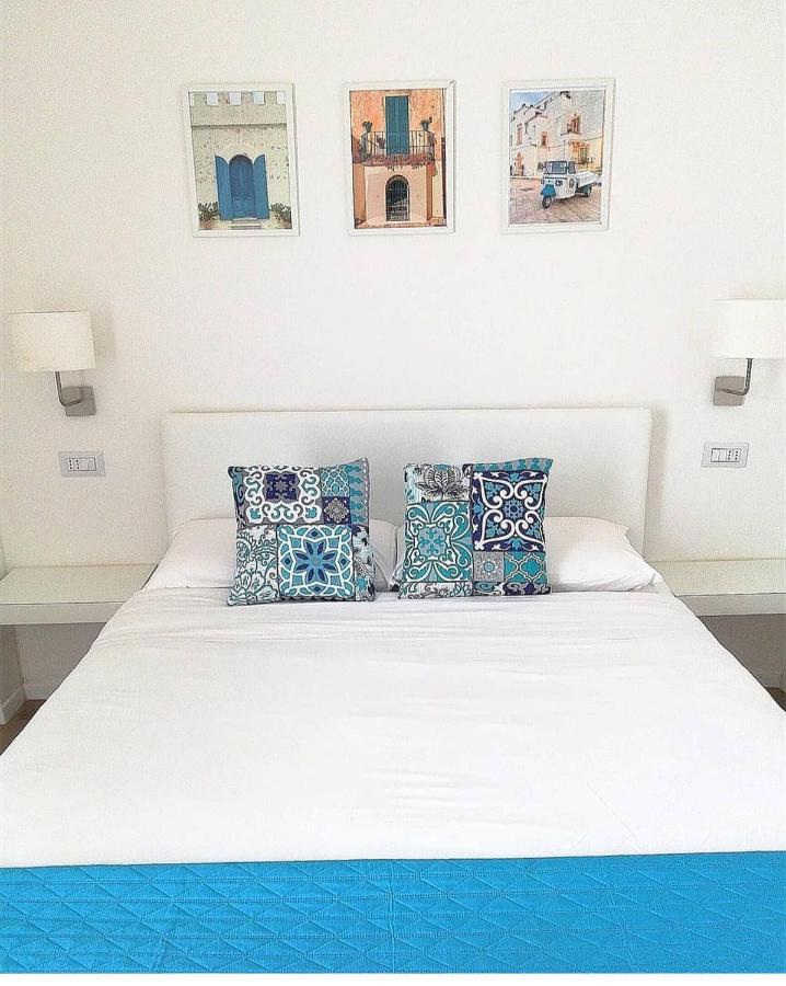 B&B Suites Via Del Mare Пресиче Екстериор снимка